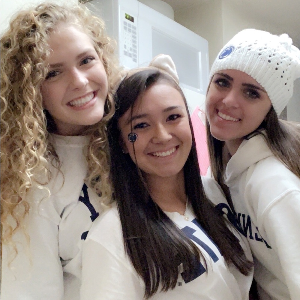 Meet your Posher, Naya